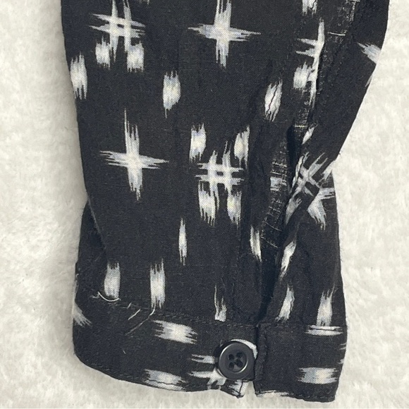 Cloth & Stone Women's Blouse Top Kasuri Hipster Star Print Black White Large - Picture 12 of 14